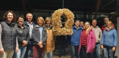 Foto des Albums: Erntekrone binden