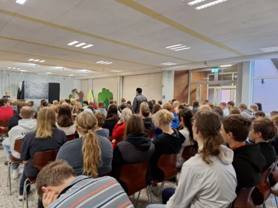 Foto des Albums: Theater zum Thema Mobbing an der TSDGS