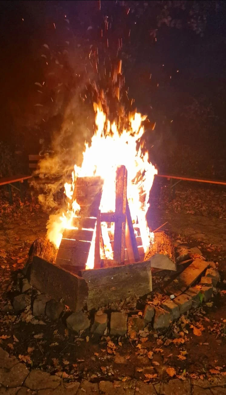 Bild: Wärmendes Grillfeuer