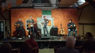 LIVE MUSIK im MARKTTREFF  (Bild vergr&ouml;&szlig;ern)