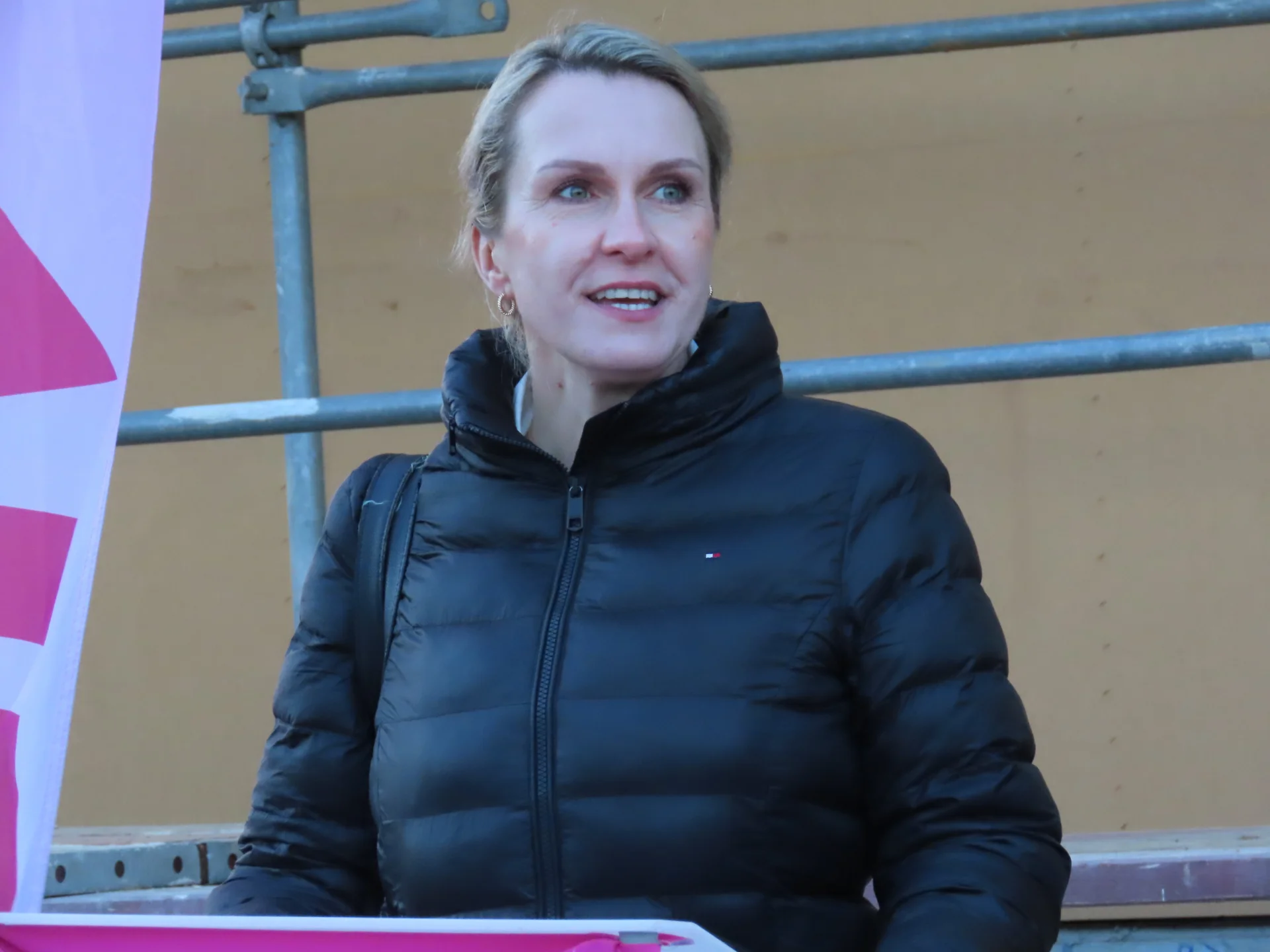 Bild: Unsere Schulleiterin Kamila Dahl