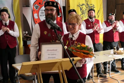 11 11 25 31  (Bild vergr&ouml;&szlig;ern)