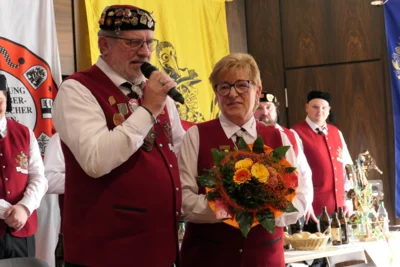 11 11 25 37  (Bild vergr&ouml;&szlig;ern)