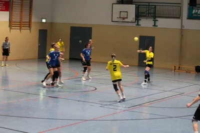 Foto des Albums: Verdienter Punktgewinn gegen den Tabellenführer
