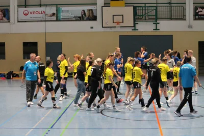 Foto des Albums: Verdienter Punktgewinn gegen den Tabellenführer