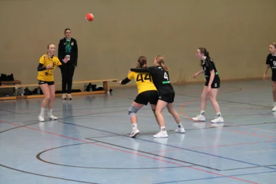 Foto des Albums: C-Jugend zeigt Kampfgeist trotz Niederlage