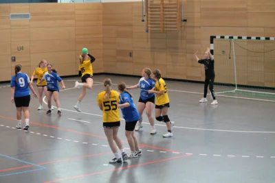 Foto des Albums: C-Jugend des SVH Oschatz feiert deutlichen Auswärtssieg in Gröditz