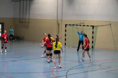 Foto des Albums: Klarer Heimsieg der B-Mädels