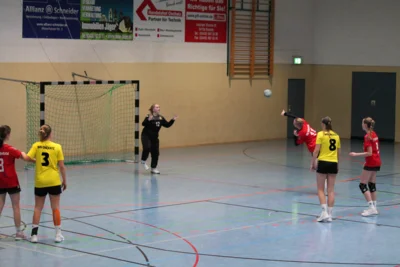 Foto des Albums: Klarer Heimsieg der B-Mädels
