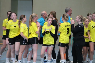 Foto des Albums: Klarer Heimsieg der B-Mädels