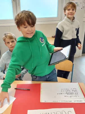 Foto des Albums: Kinder übernehmen!
