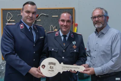 Foto des Albums: Einweihung Feuerwehrhaus Vogelsgrün