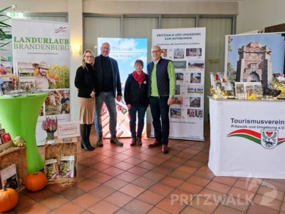 Foto des Albums: Knieper- und Regionalmarkt in der 