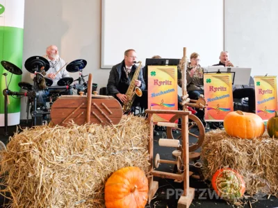 Foto des Albums: Knieper- und Regionalmarkt in der 