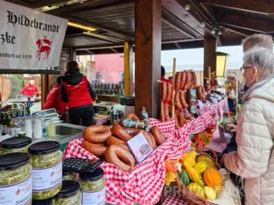 Foto des Albums: Knieper- und Regionalmarkt in der 