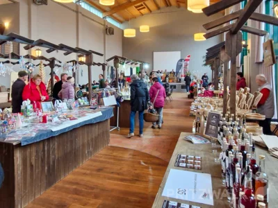 Foto des Albums: Knieper- und Regionalmarkt in der 