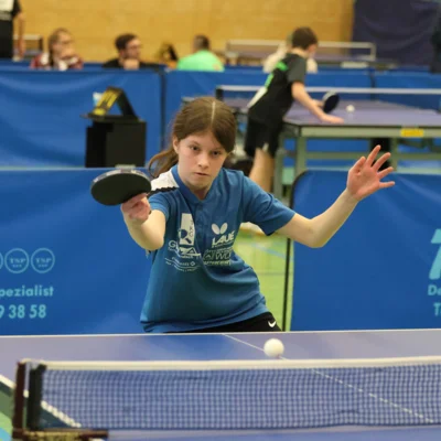 Vorschaubild: Ella Wieczorek holt Gold bei den Mädchen 15 und startete bei den Mädchen 19