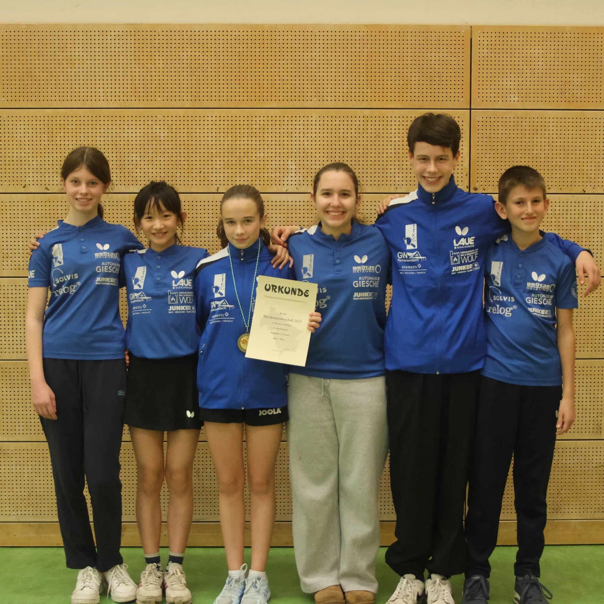 Bild: vlnr. : Ella, Klara, Hanna, Julia, Leopold, Danilo