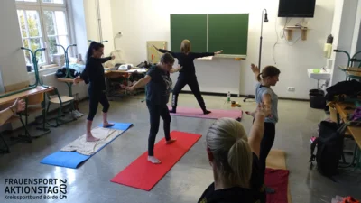 Vorschaubild: Impressionen aus den Workshops - Yoga