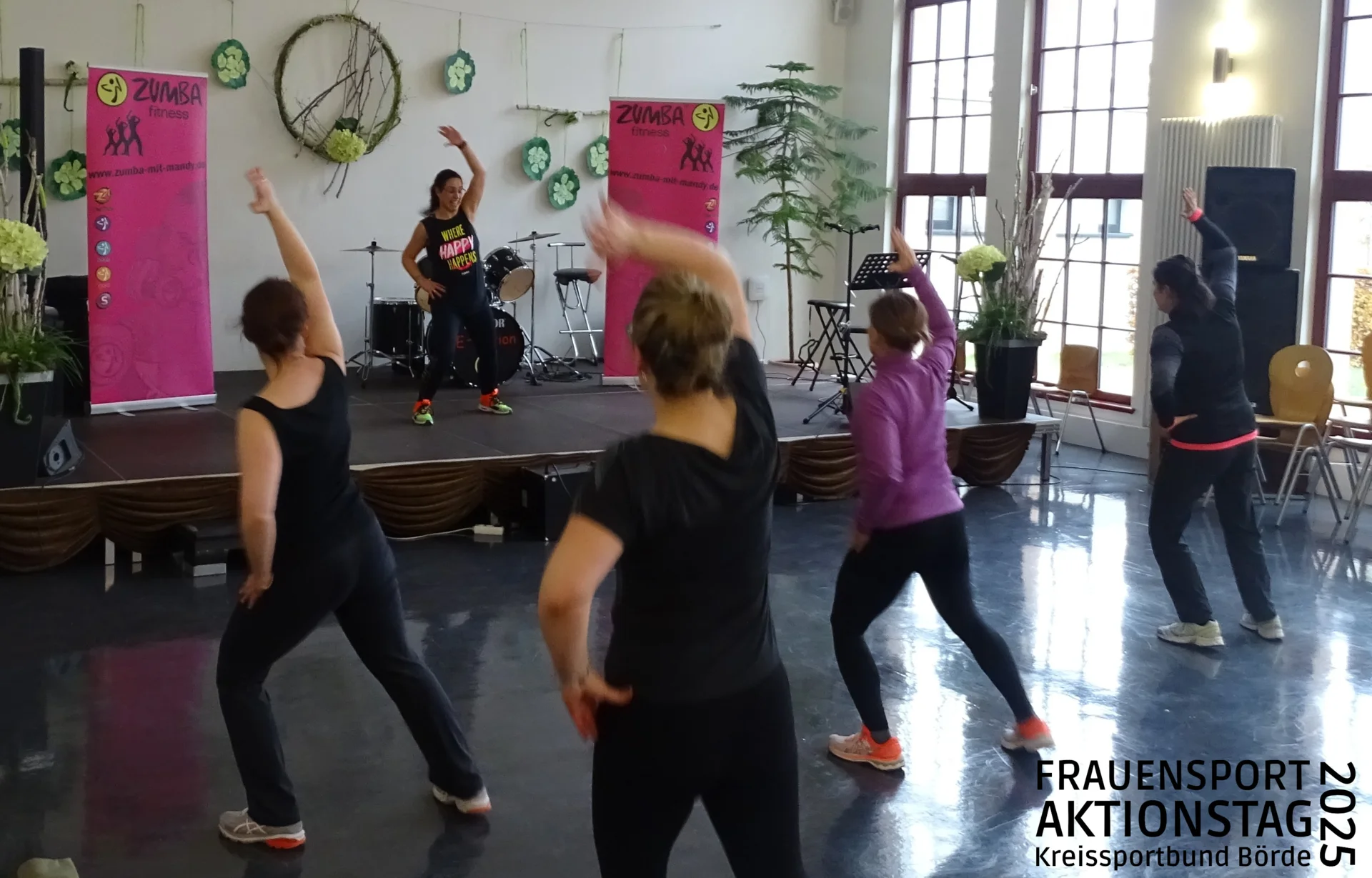 Bild: Impressionen aus den Workshops - Zumba
