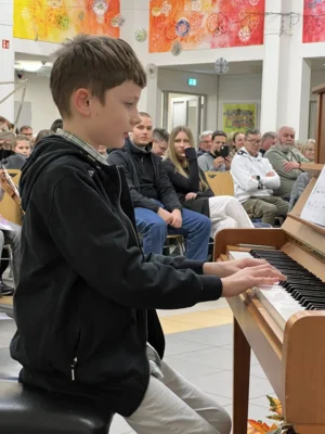 2025 Herbstkonzert L&uuml;btheen BR (7) 