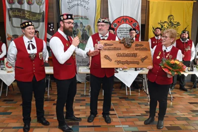 11 11 25 Ehrungen 14 k  (Bild vergr&ouml;&szlig;ern)