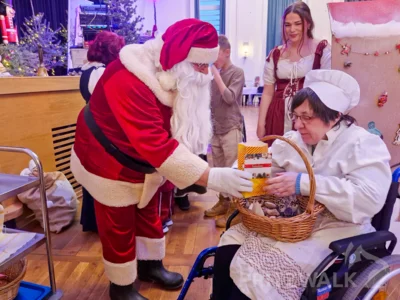 Foto des Albums: Impressionen von den Weihnachtsfeiern für Senioren (Mittwoch, 19.11.)