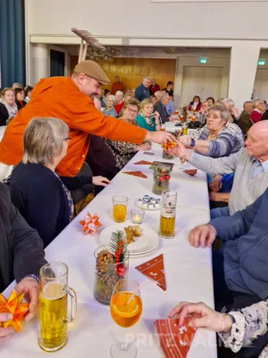 Foto des Albums: Impressionen von den Weihnachtsfeiern für Senioren (Mittwoch, 19.11.)