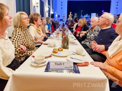 Foto des Albums: Impressionen von den Weihnachtsfeiern für Senioren (Mittwoch, 19.11.)