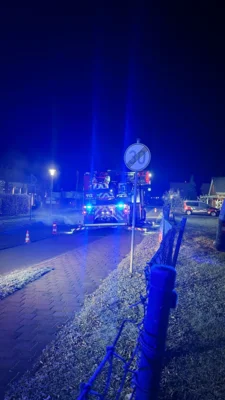 20251121-PKW-Brand-Heidestra&szlig;e-Lostau-05  (Bild vergr&ouml;&szlig;ern)