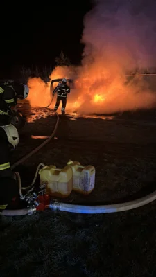 20251121-PKW-Brand-Heidestra&szlig;e-Lostau-08  (Bild vergr&ouml;&szlig;ern)