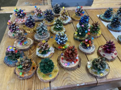 Foto des Albums: Adventsbasteln