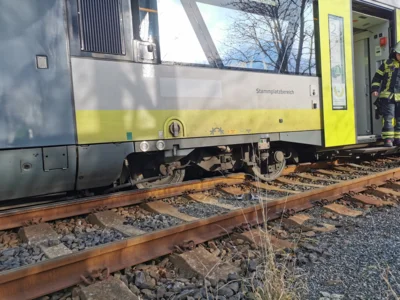 Foto des Albums: VU mit Zug am Bahnhof Selbitz 2025