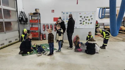 Schnupperstunde bei den Zielitzer L&ouml;schzwergen  (Bild vergr&ouml;&szlig;ern)