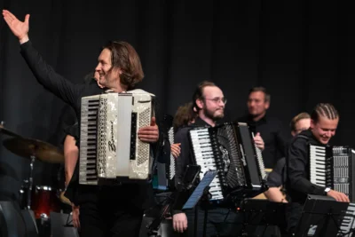 Foto des Albums: Jahreskonzert im Kulturhaus Käfertal (Fotos: Simon Beha)