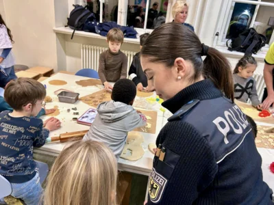 Foto des Albums: Weihnachtsbacken mit der Carl-Krämer-Grundschule (25.​11.​2025)
