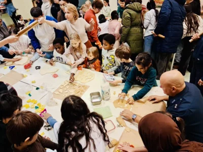 Foto des Albums: Weihnachtsbacken mit der Carl-Krämer-Grundschule