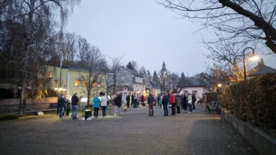Foto des Albums: Neueinweihung Gedenkstein August Peters 09.11.2025