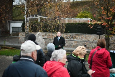 Foto des Albums: Neueinweihung Gedenkstein August Peters 09.11.2025