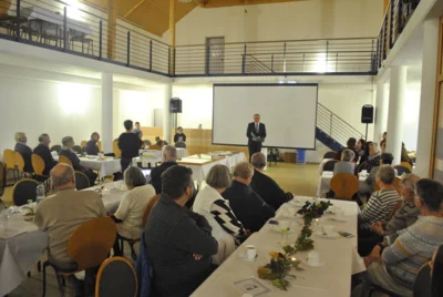 Foto des Albums: Neueinweihung Gedenkstein August Peters 09.11.2025