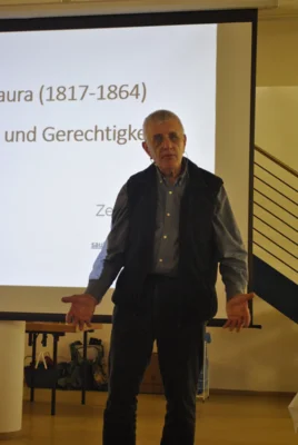 Foto des Albums: Neueinweihung Gedenkstein August Peters 09.11.2025