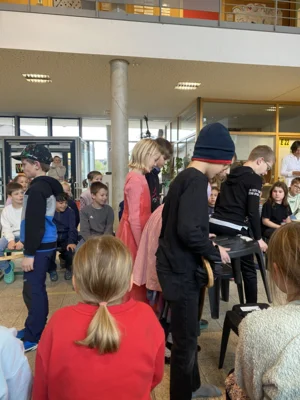 Foto des Albums: Theaterstück der Klasse 3b