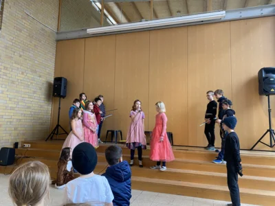 Foto des Albums: Theaterstück der Klasse 3b