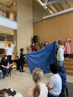 Foto des Albums: Theaterstück der Klasse 3b