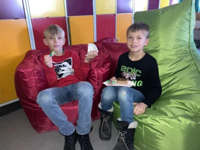 Foto des Albums: Adventsbasteln 27.11.2025