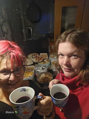 nicht ohne meinem Gl&uuml;hwein  (Bild vergr&ouml;&szlig;ern)