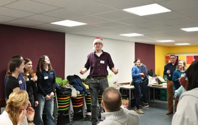 Foto des Albums: Tag der offenen Tür – Das SHG begeistert mit weihnachtlicher Stimmung