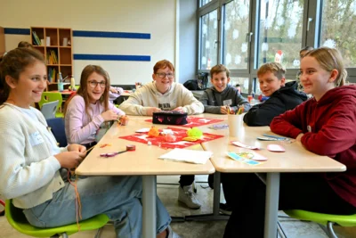 Foto des Albums: Tag der offenen Tür – Das SHG begeistert mit weihnachtlicher Stimmung