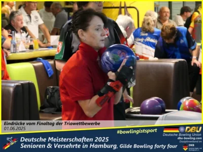 Foto des Albums: Fotoalbum 7 von den Deutschen Meisterschaften 2025 der Seniorinnen, Senioren & Versehrte in Hamburg, Gilde Bowling forty four