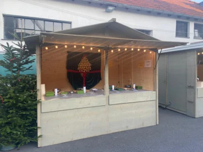 Foto des Albums: Waffelstand auf dem Weihnachtsbasar der Obstkelterei van Nahmen